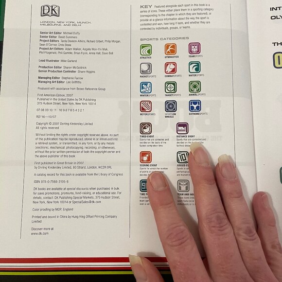 The Sports Book Hardcover By DK Publishing VERY GOOD  Condition - Picture 10 of 11